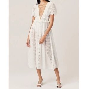 ⭐️NWT For Love & Lemons White Cosmo Floral Eyelet Maxi Dress⭐️